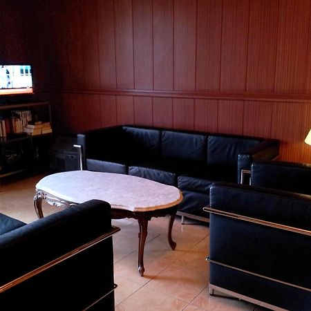 ホテル トレダノ ランブラス バルセロナ エクステリア 写真